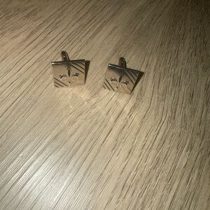 ⭐‎ Silver Fleur-de-Lis Cufflinks⭐